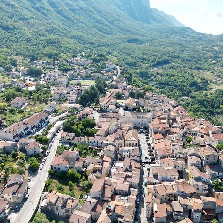 Апарт отель Casa Sarlo Petina Экстерьер фото
